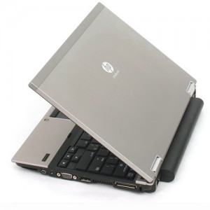 HP Elitebook 2540p Intel i7 4GB 200GB WEBCAM HDMI